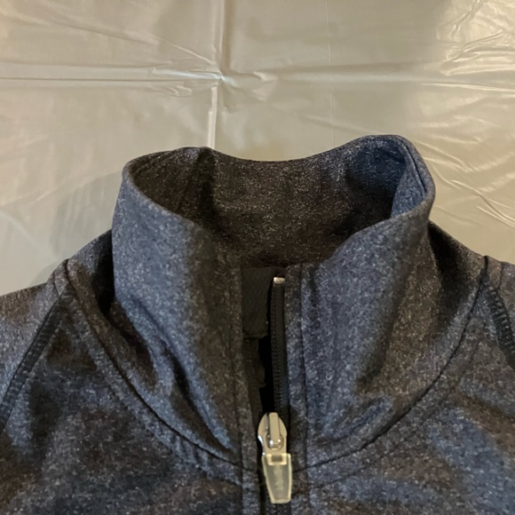 Old navy gray athletic jacket - Picture 4 of 6